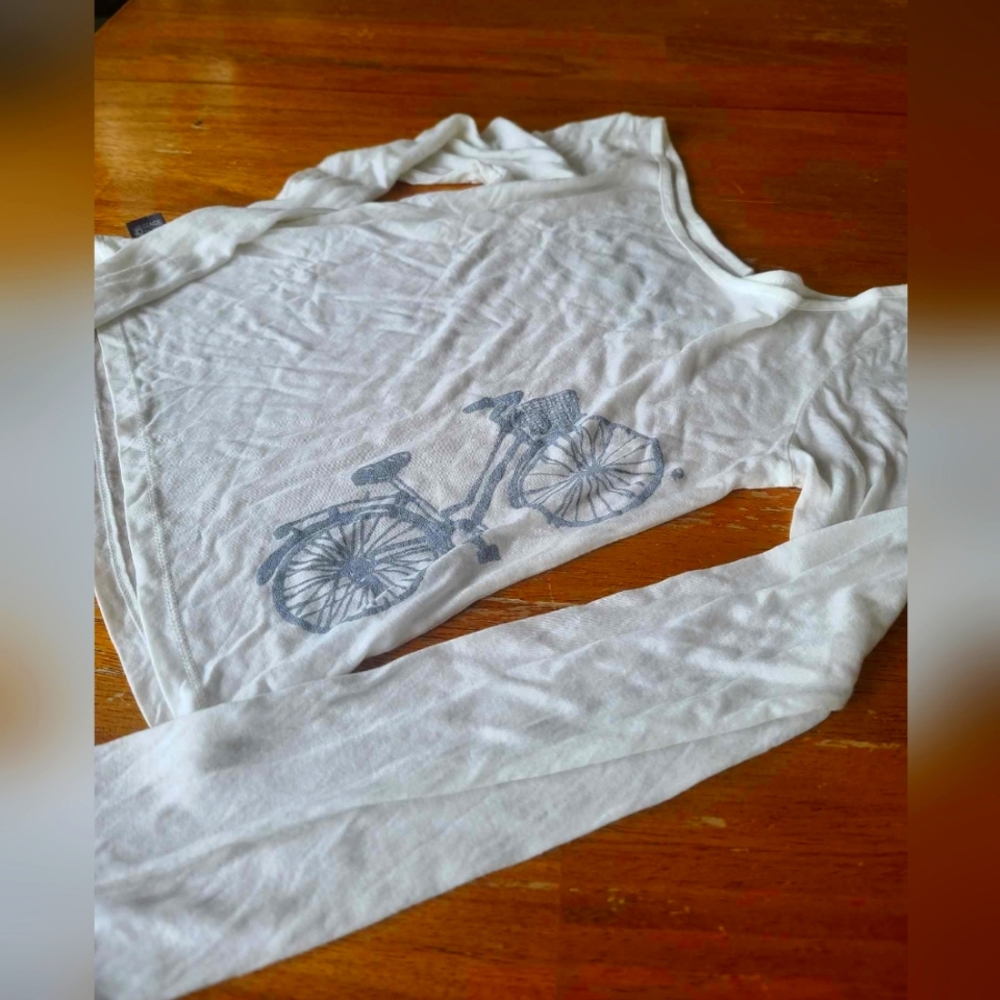 Linen long sleeve